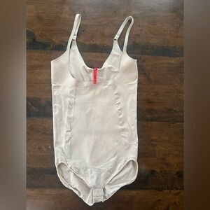 SPANX SPANXsculpt™ OnCore
Open-Bust Brief Bodysuit Large